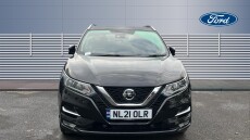 Nissan Qashqai 1.3 DiG-T N-Connecta 5dr [Glass Roof Pack] Petrol Hatchback